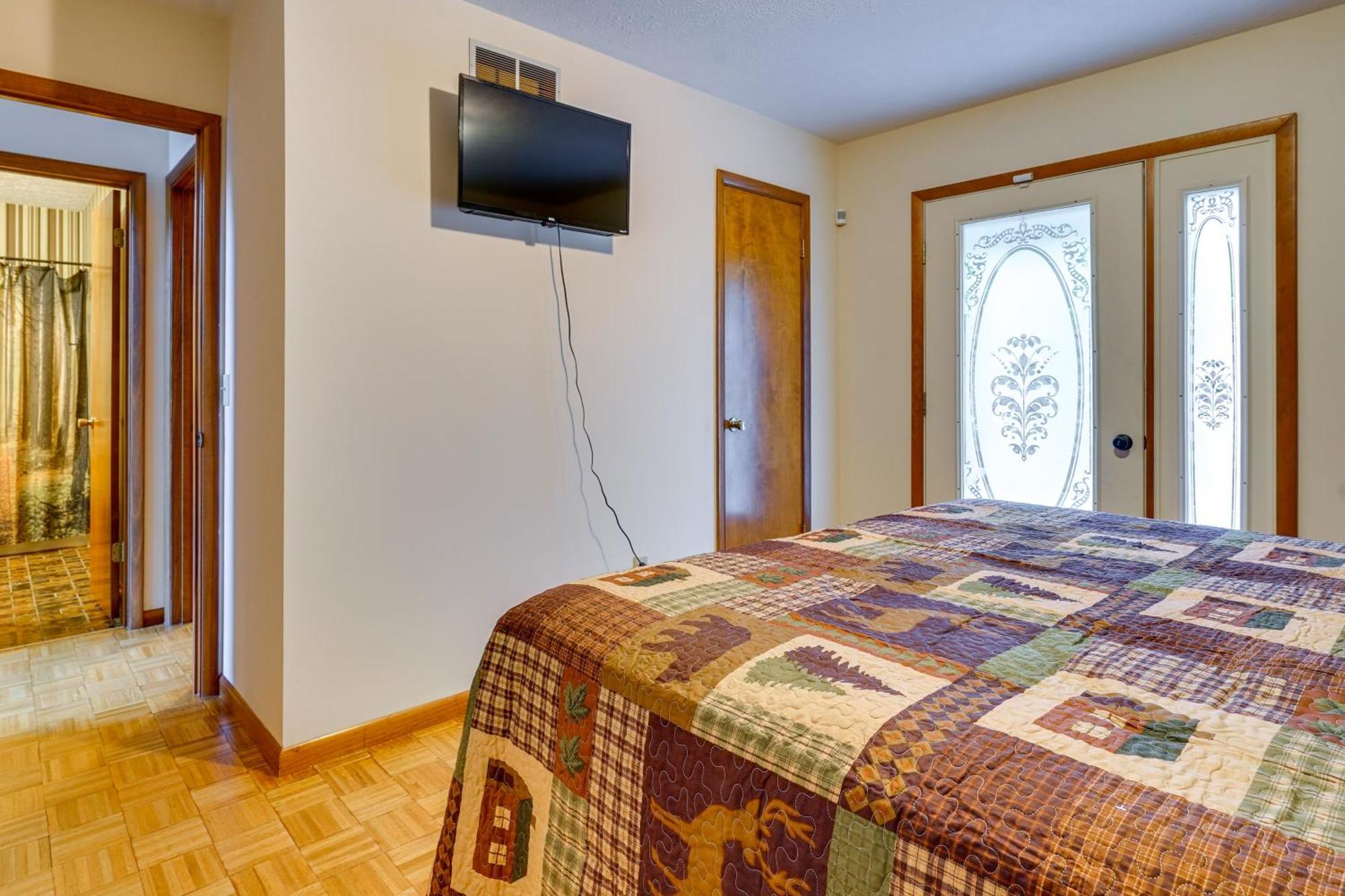 Mount Vernon Howard Cabin Rental About 3 Mi To Apple Valley Lake! מראה חיצוני תמונה
